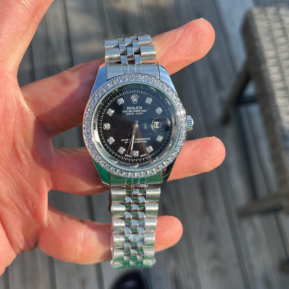 Unisex- 40mm Silver Watch with Black Dial